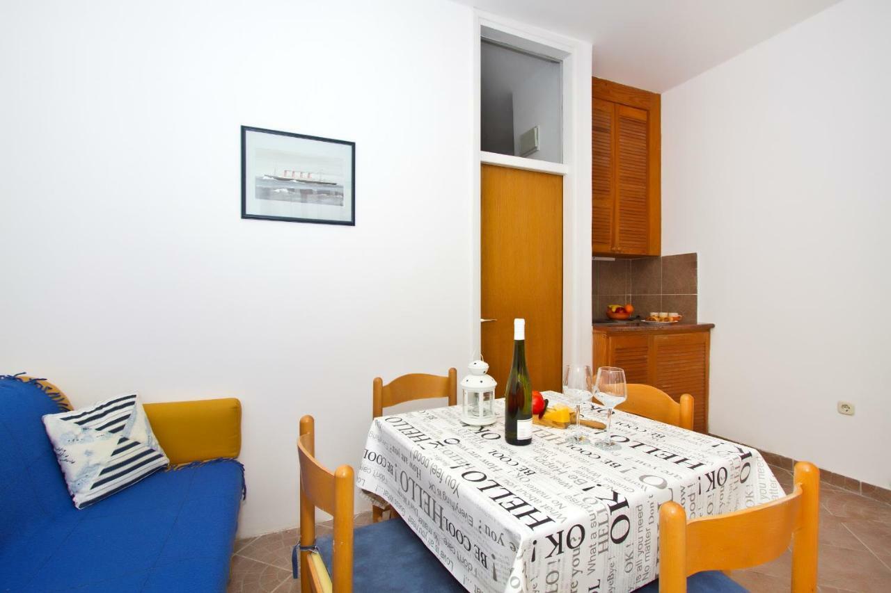 Apartment Center Marija Vodice Exterior foto